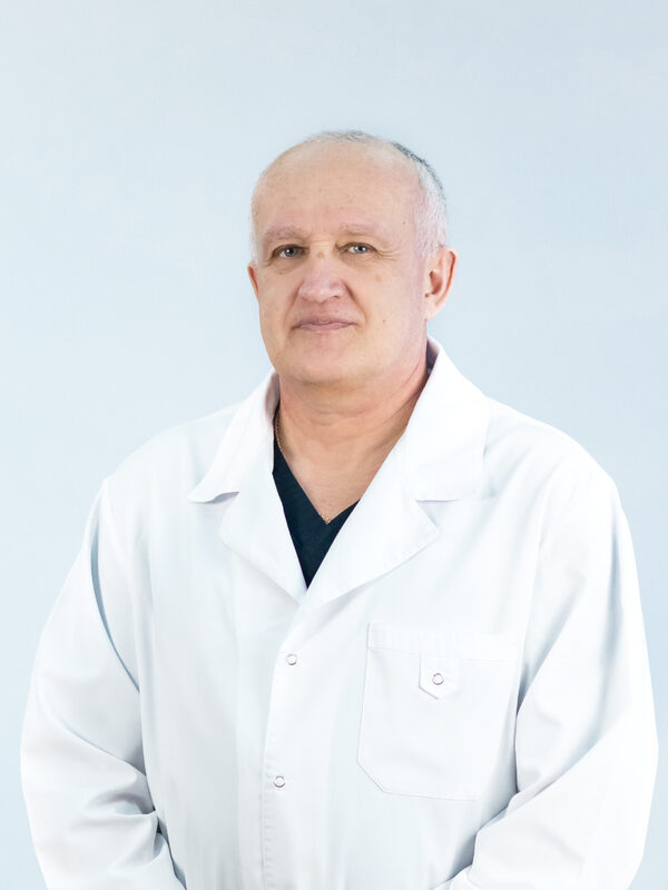 Андрей Михайлович Есипенко — нейрохирург в Хабаровске